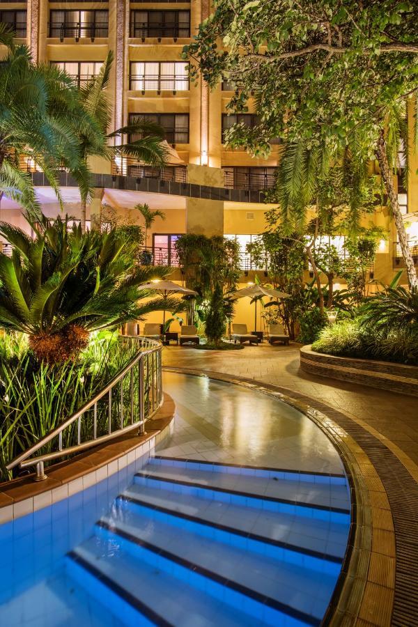 Kigali Serena Hotel Bagian luar foto
