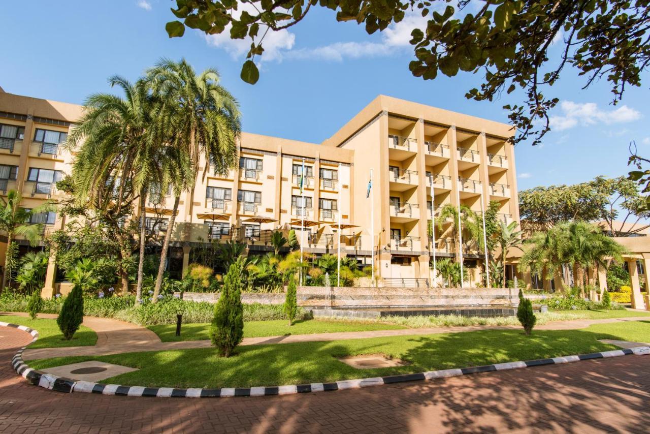 Kigali Serena Hotel Bagian luar foto