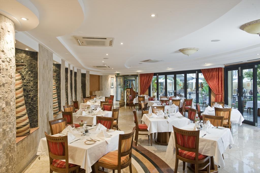 Kigali Serena Hotel Bagian luar foto