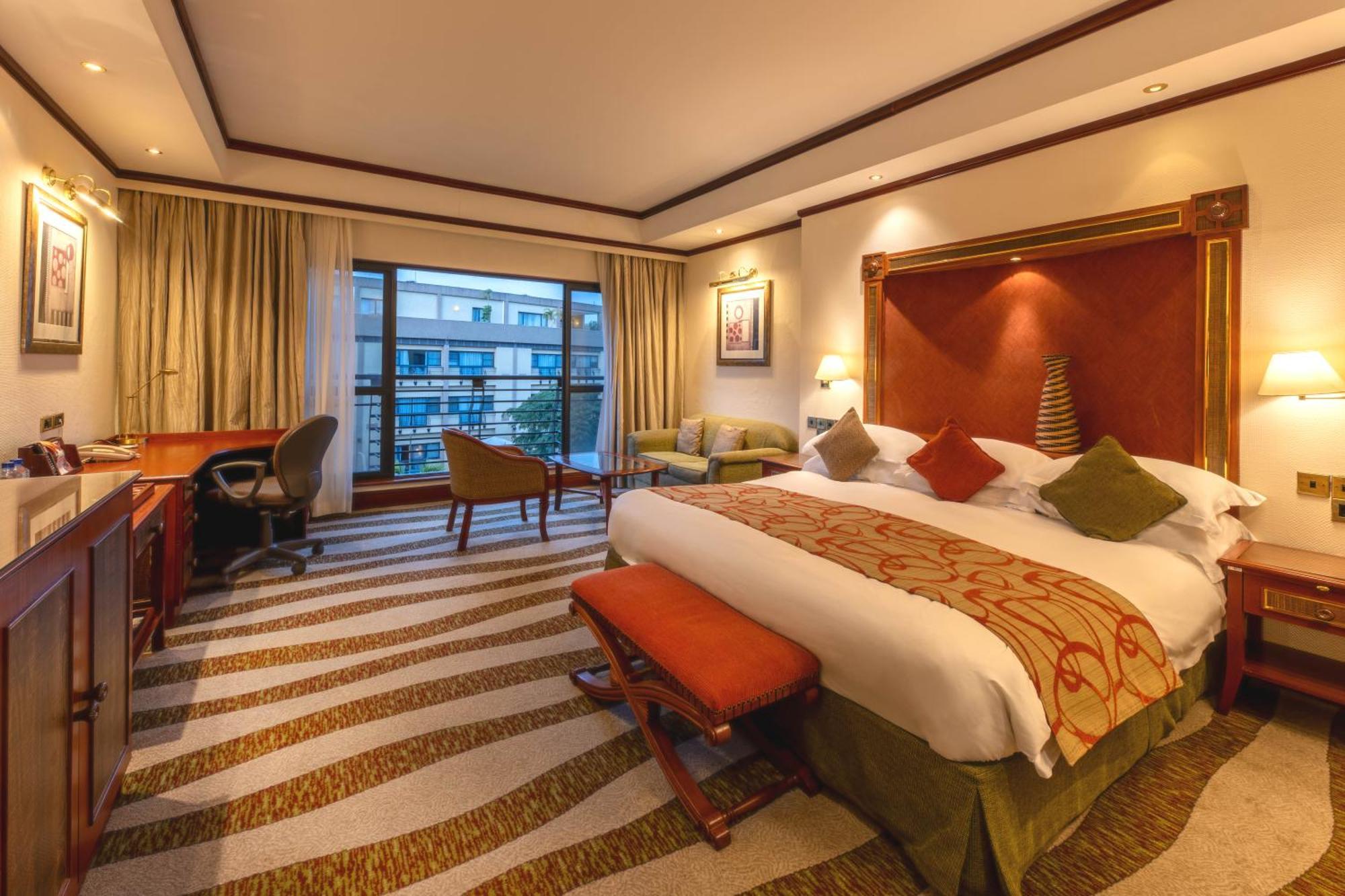 Kigali Serena Hotel Bagian luar foto