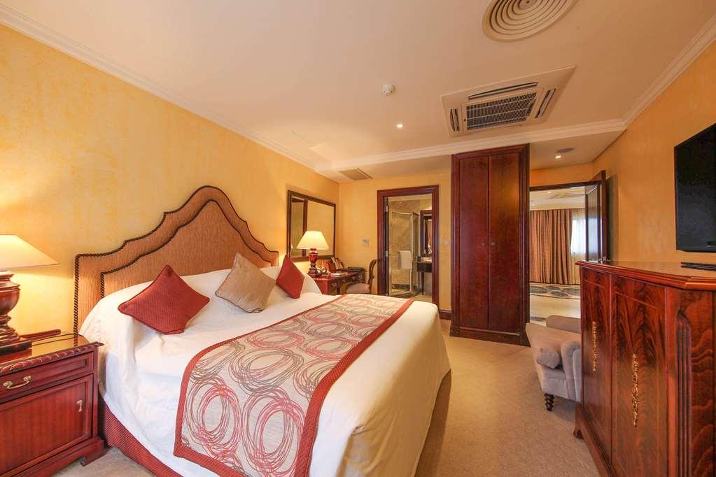 Kigali Serena Hotel Ruang foto